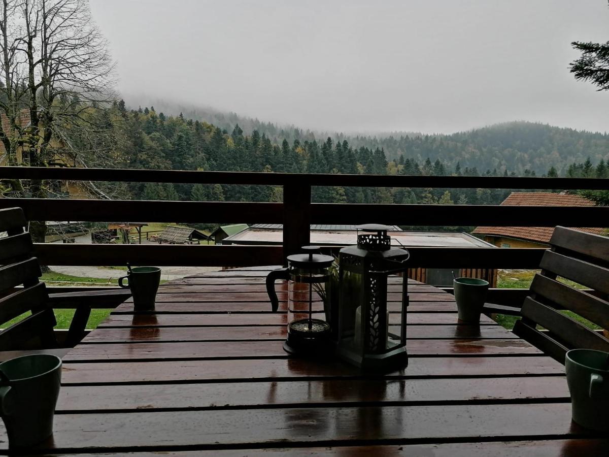 Planinski Dom Na Travni Gori Sodrazica Exterior foto